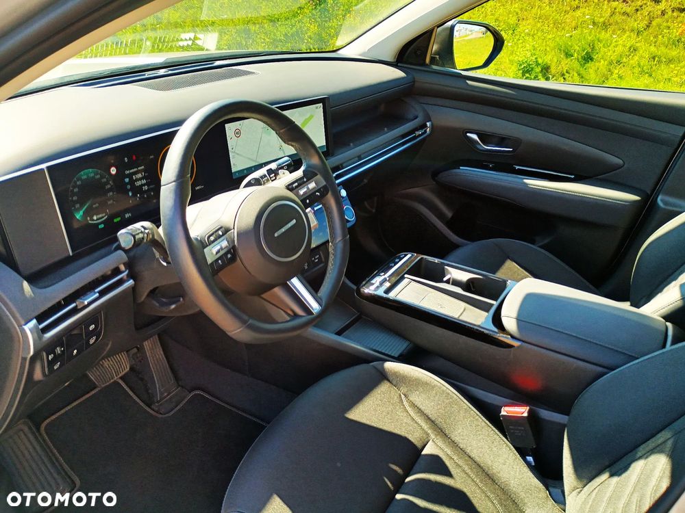 Hyundai Tucson 1.6 T-GDi HEV Executive 2WD - 10