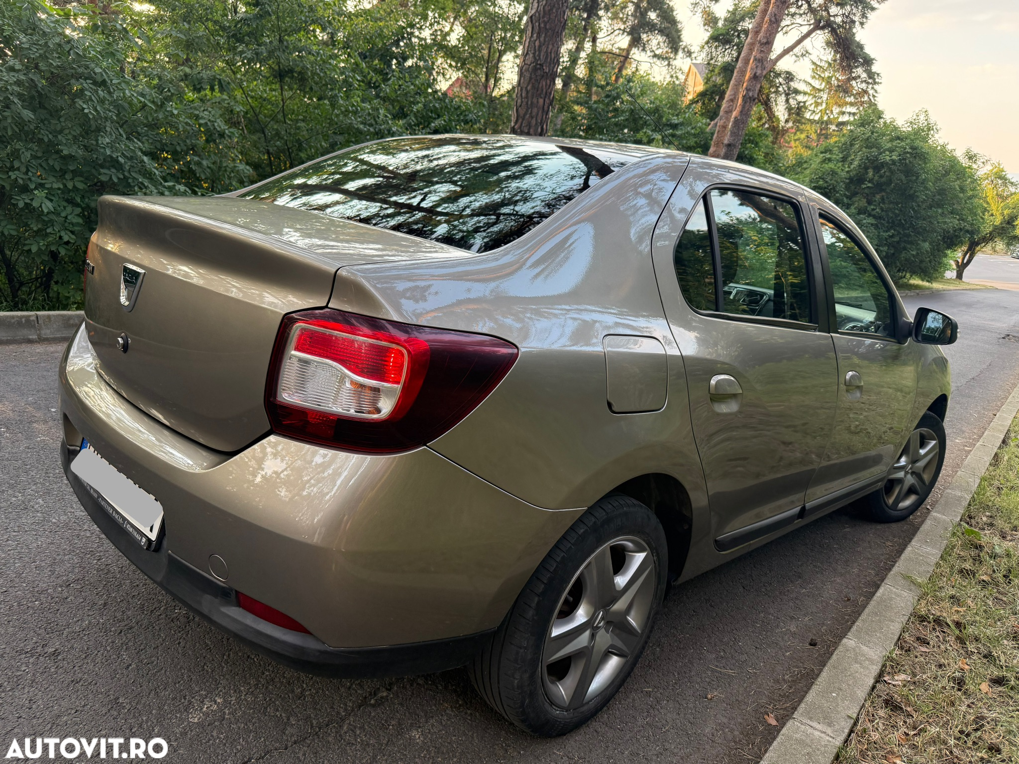 Dacia Logan - 4