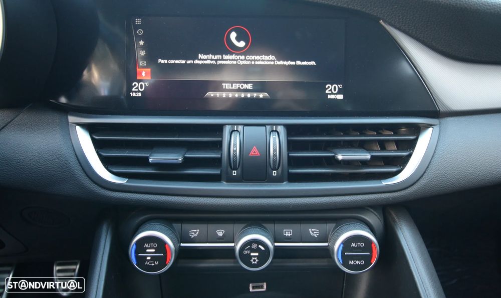 Alfa Romeo Giulia 2.2 D - 29