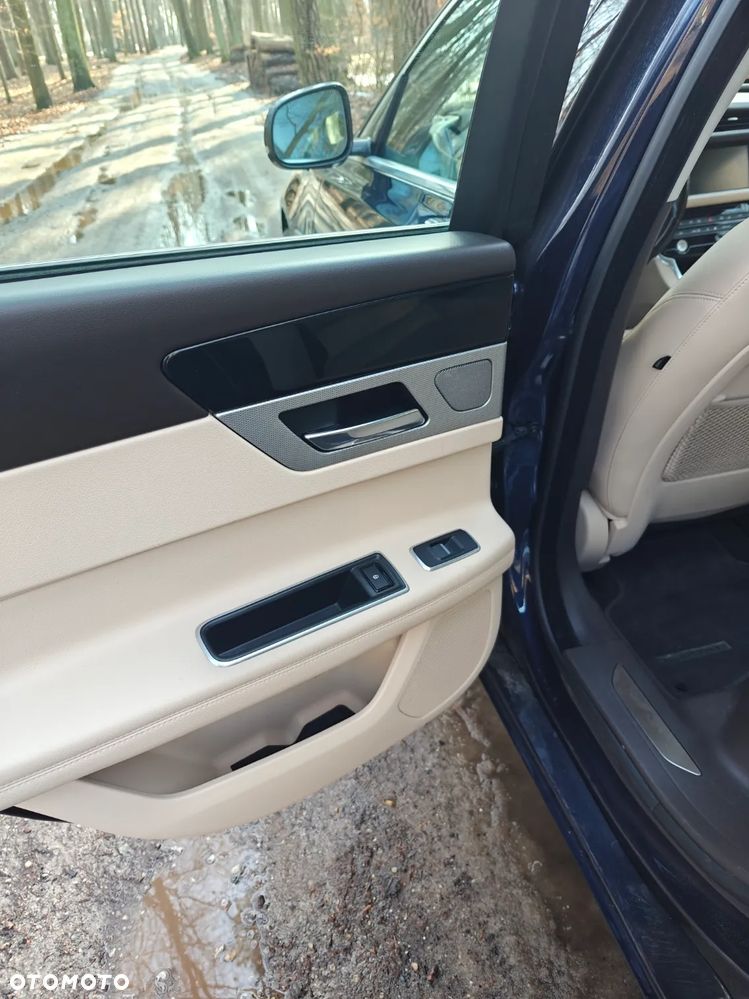 Jaguar XF 25t AWD Prestige - 13