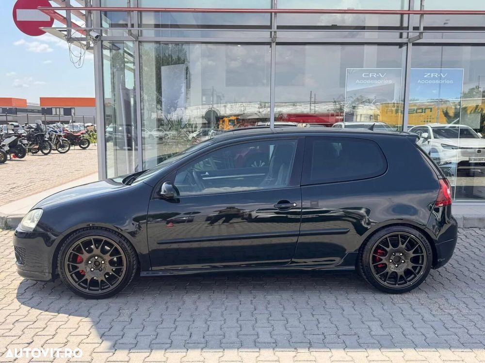 Volkswagen Golf 2.0 FSI GTI 30 Edition - 29