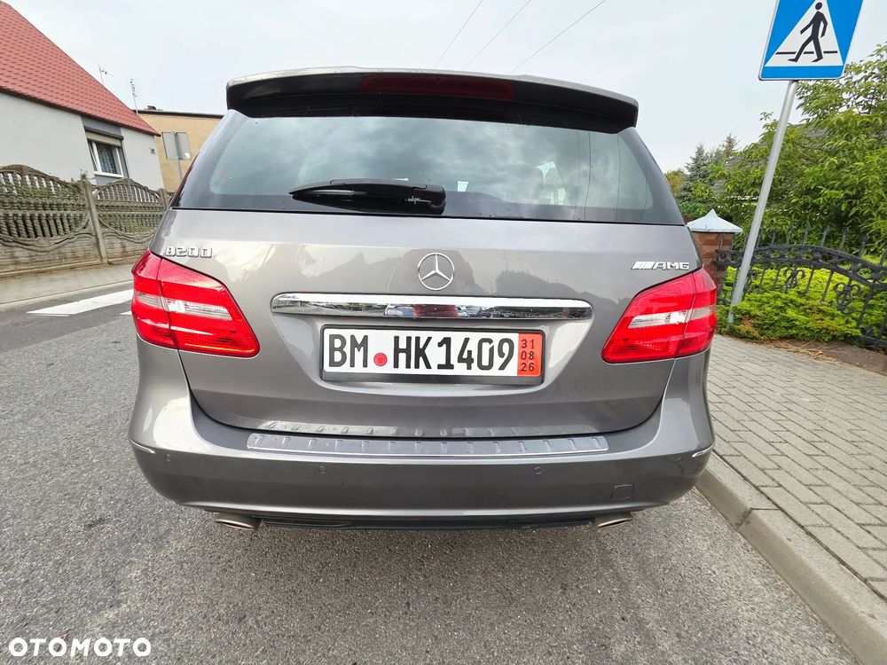 Mercedes-Benz Klasa B 180 7G-DCT AMG Line - 34