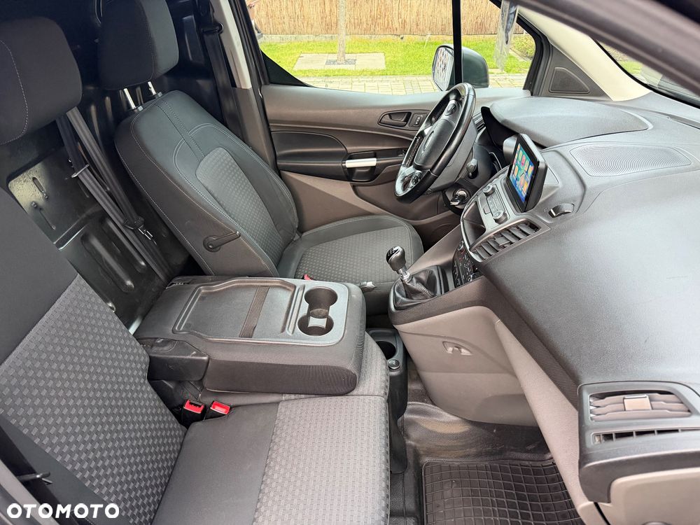 Ford Transit Connect - 9