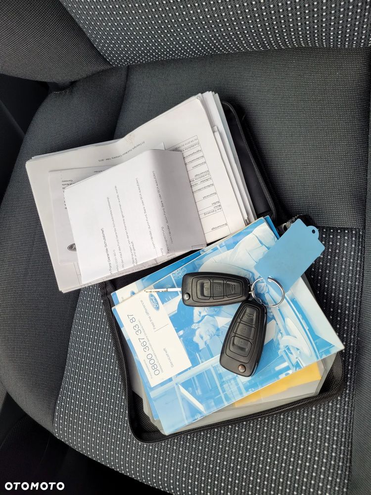 Ford C-MAX 1.6 Ti-VCT Titanium - 25