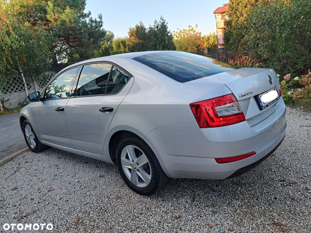 Skoda Octavia 2015 photo 5