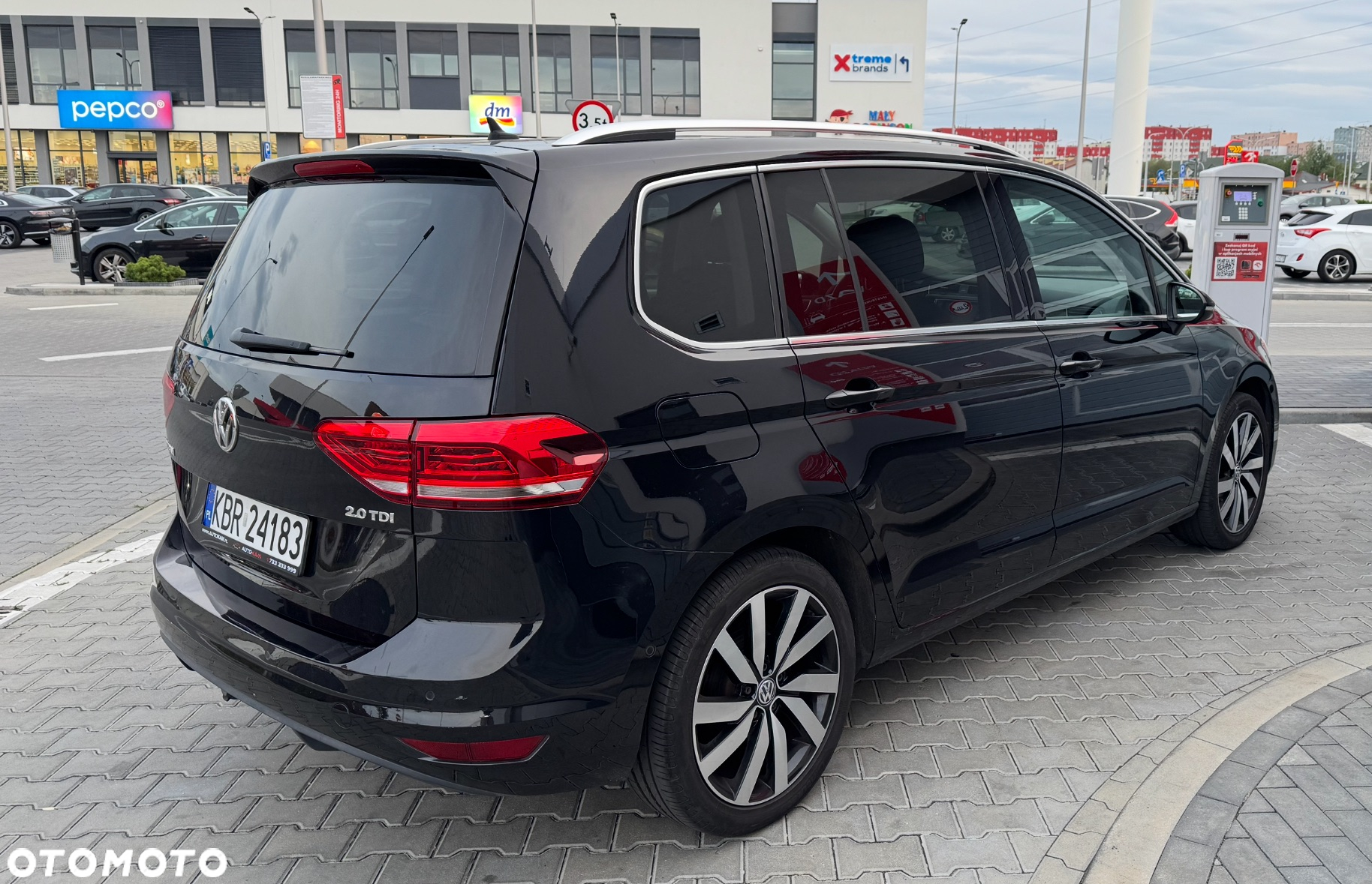 Volkswagen Touran 2.0 TDI BMT Highline - 6