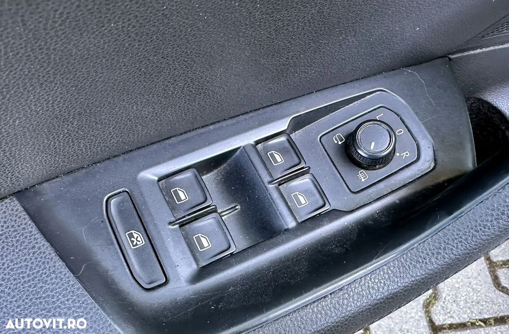 Volkswagen Passat - 38