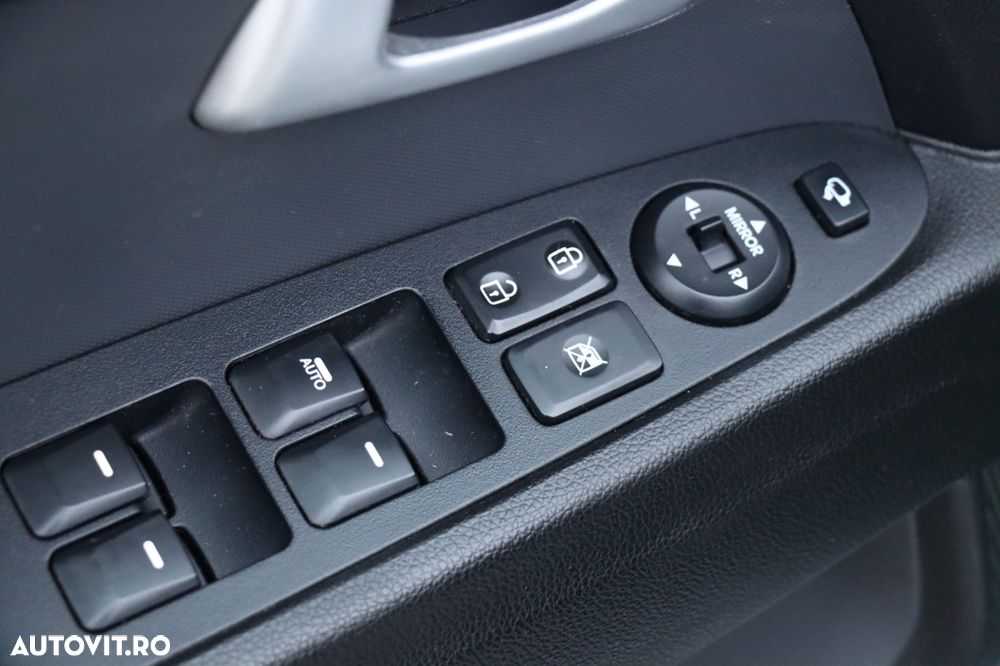 Kia Sportage 1.6 GSL MT 4x2 PREMIUM - 18