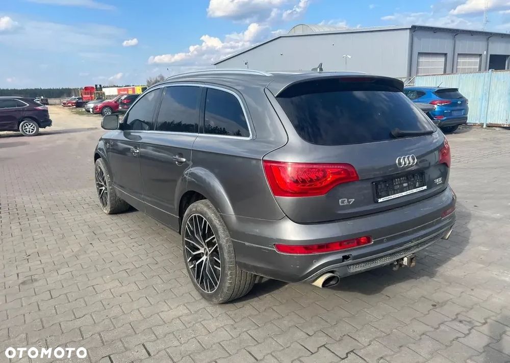 Audi Q7 55 TFSI quattro tiptronic S line - 5