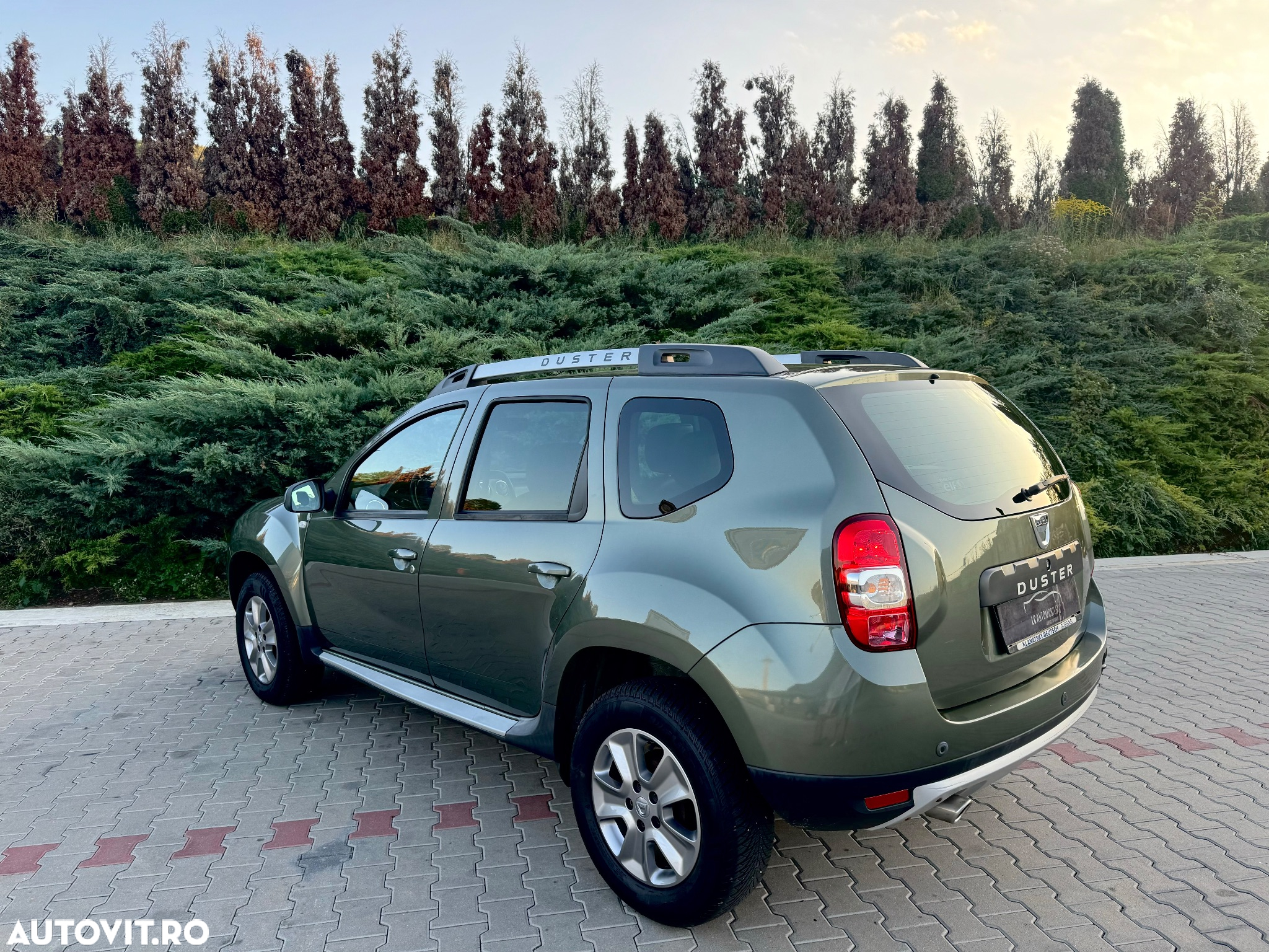 Dacia Duster 1.5 dCi 4x4 Prestige - 29