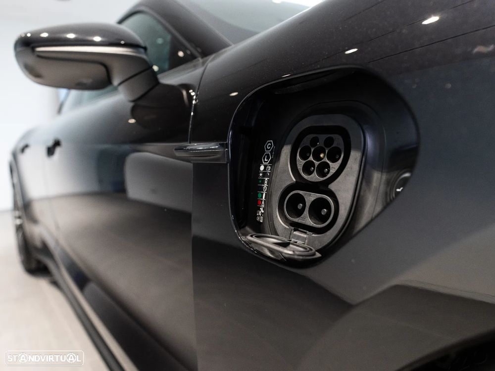 Porsche Taycan 4S Bateria Performance Plus - 14