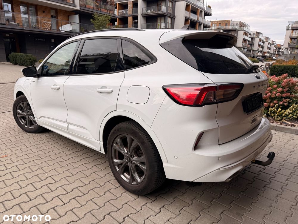 Ford Kuga 2.5P PHEV FWD ST-Line X - 36