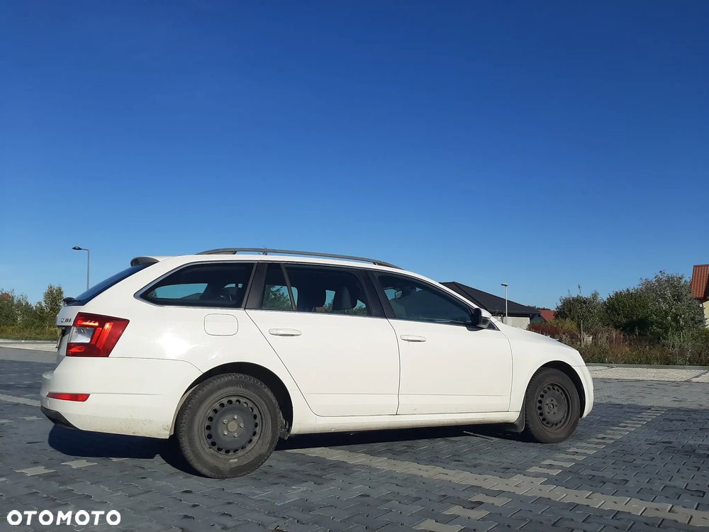 Skoda Octavia 1.6 TDI Active - 2