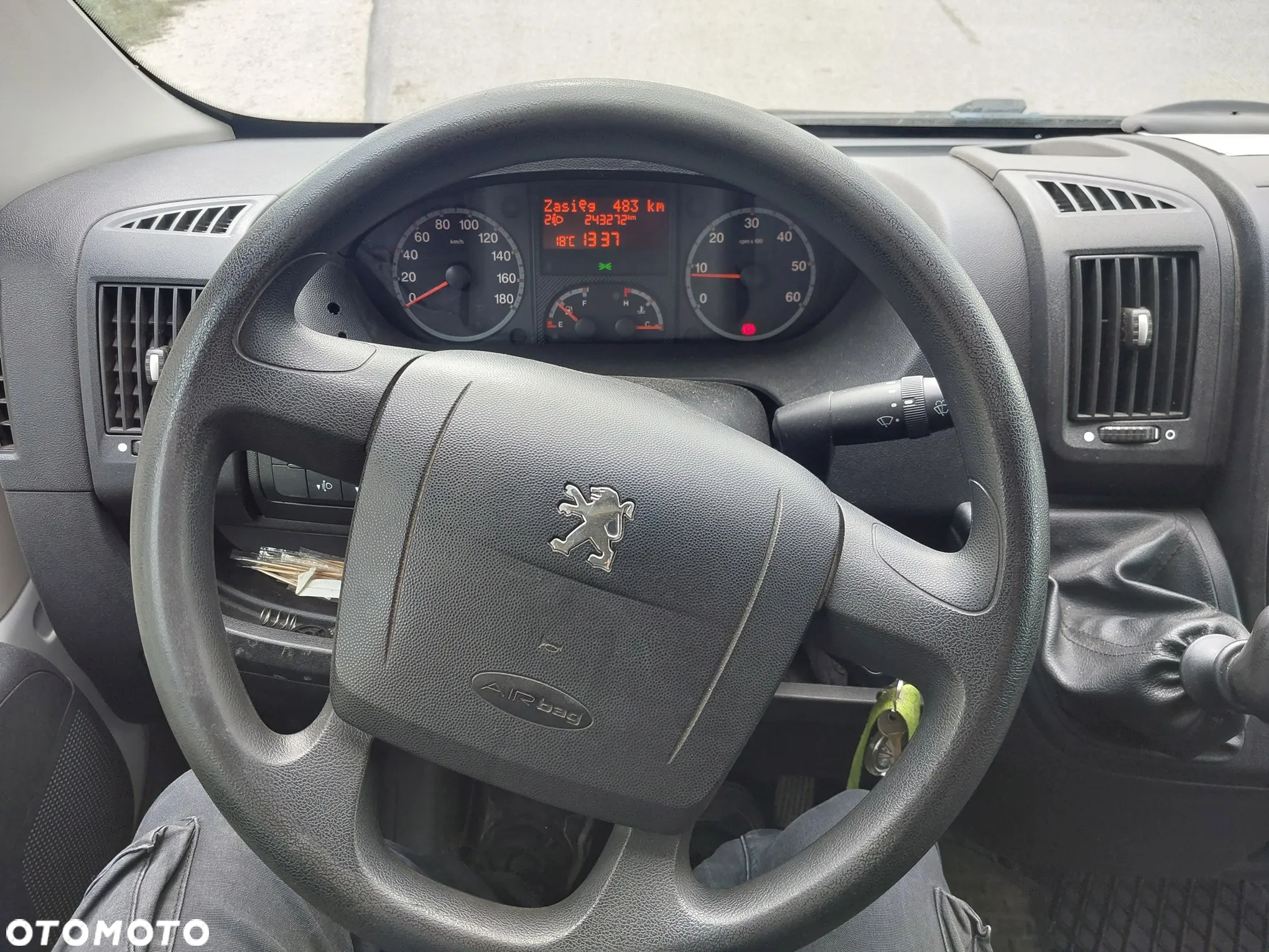 Peugeot 2,2HDI L2H2 - 16