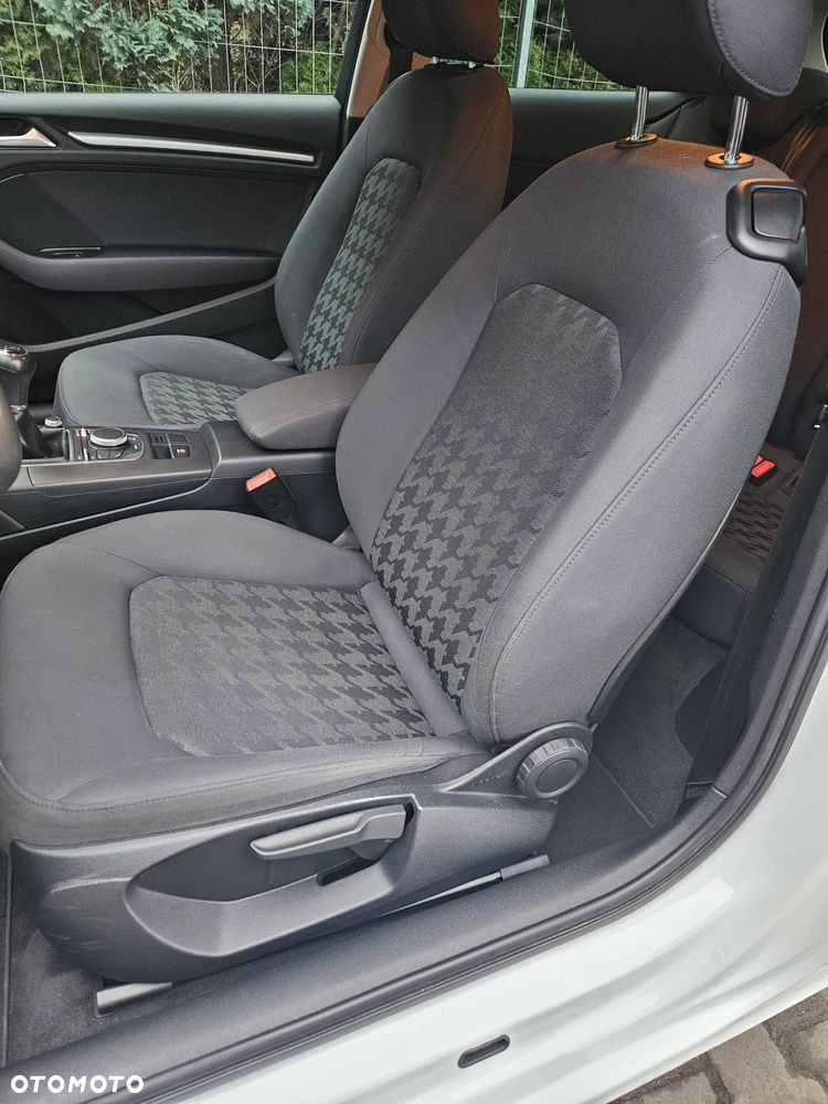 Audi A3 1.4 TFSI Ambition - 16