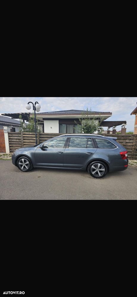 Skoda Octavia 1.6 TDI Ambiente - 2