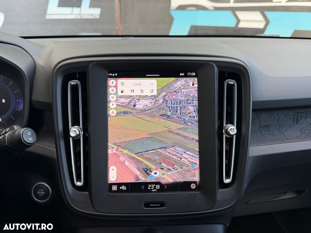 Volvo XC 40 B3 AT FWD MHEV Core - 16