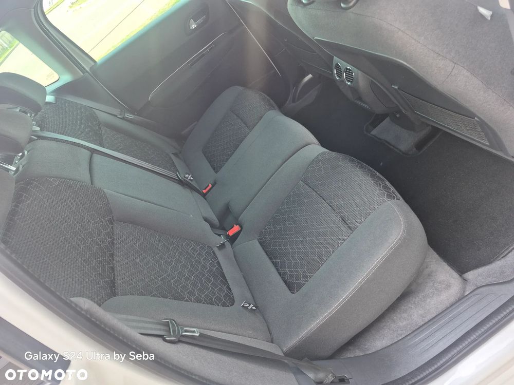 Peugeot 3008 e-HDi 115 ETG6 Stop&Start Business-Line - 19