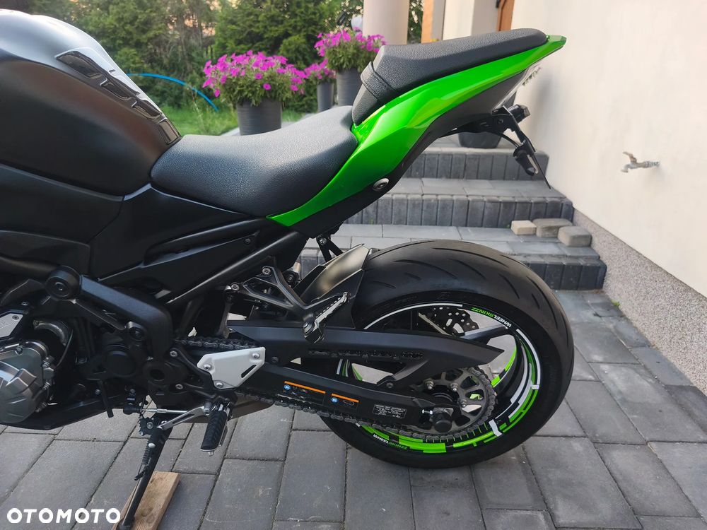 Kawasaki Z 900 - 17
