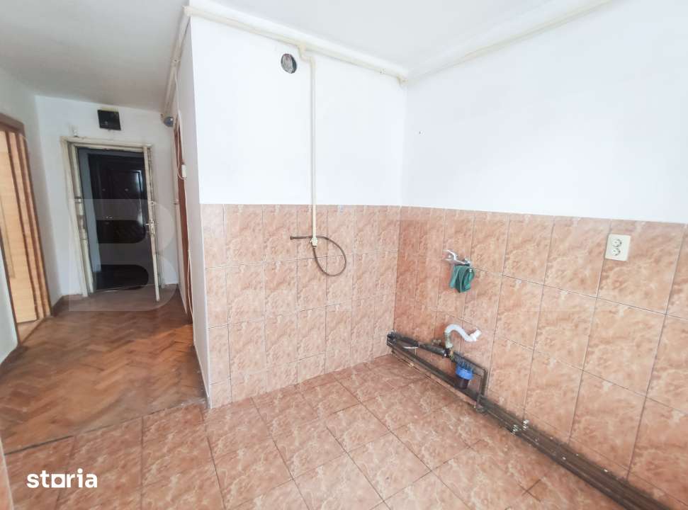 Garsoniera 36.50 mp, balcon, zona Micro 17 — fotografia 3