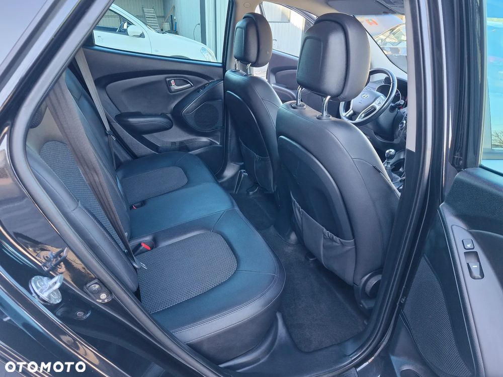 Hyundai ix35 1.7 CRDi 2WD Fifa World Cup Edition - 21