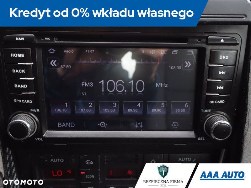 Audi A4 Limousine - 14