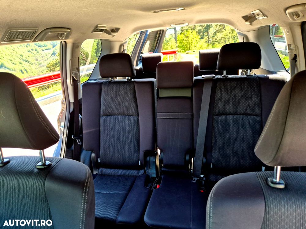 Toyota Land Cruiser 2.8l Turbo D-4D A/T AVS Luxury - 17