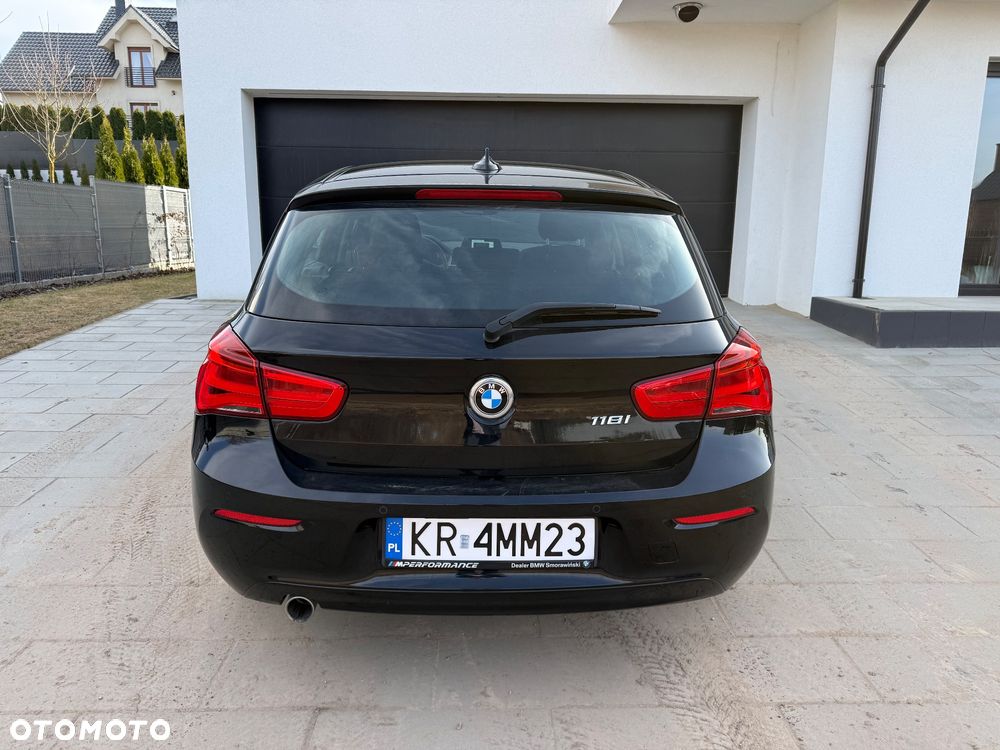 BMW Seria 1 118i Advantage - 9