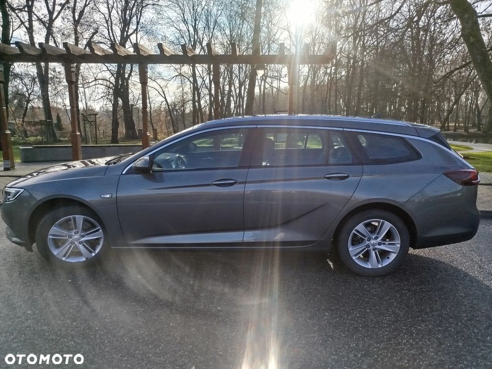 Opel Insignia - 17