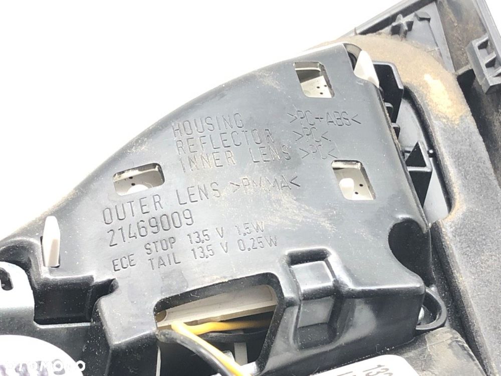 LAMPA TYŁ LEWA WEWNĘTRZNA - 227.00 PLN - OPEL ZAFIRA TOURER C (P12) 2011 - 2022 2.0 CDTi (75) 121 - 5