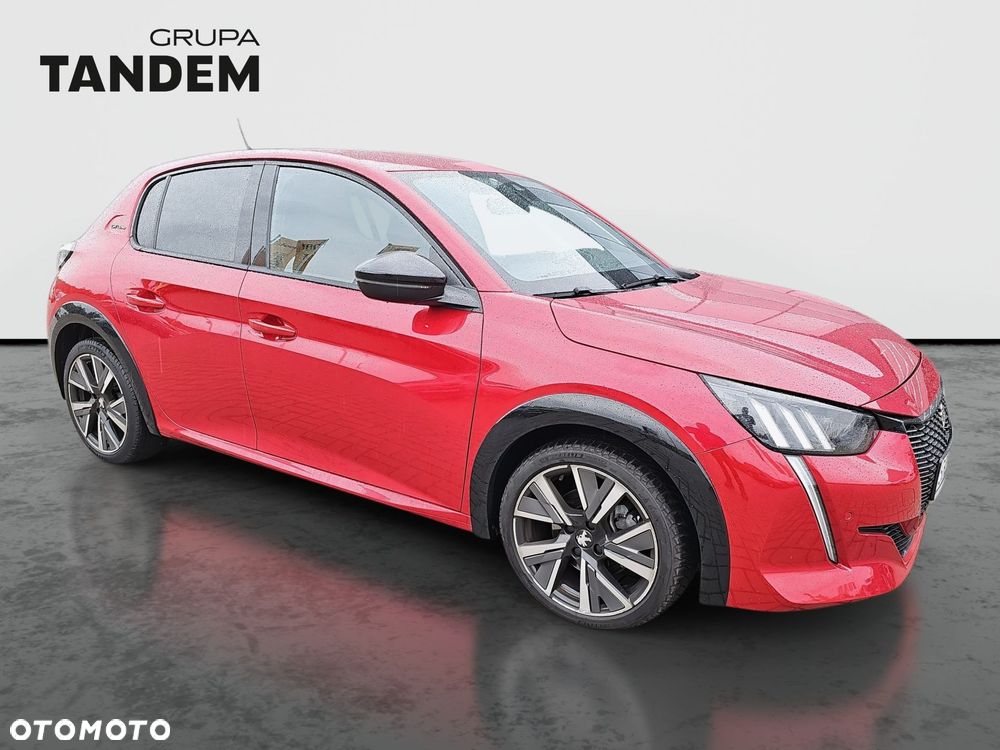 Peugeot 208 - 4