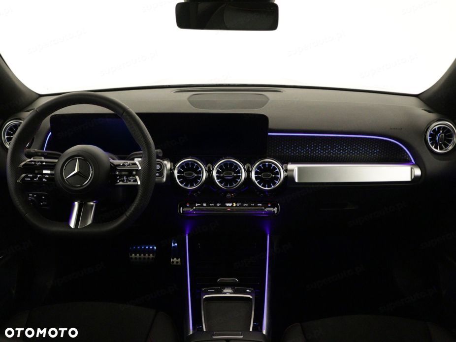 Mercedes-Benz GLB 200 AMG Line 7G-DCT - 8