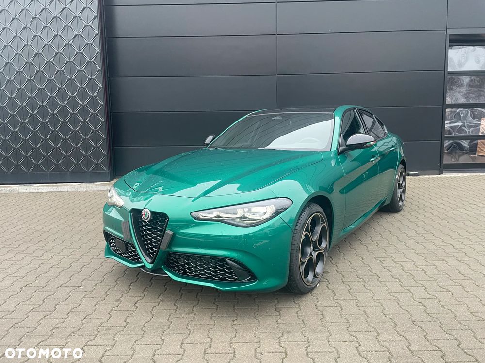Alfa Romeo Giulia 2.0 Turbo Intensa Q4 - 4