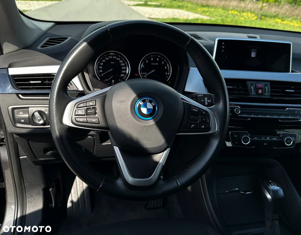 BMW X1 xDrive25e Sport Line - 22