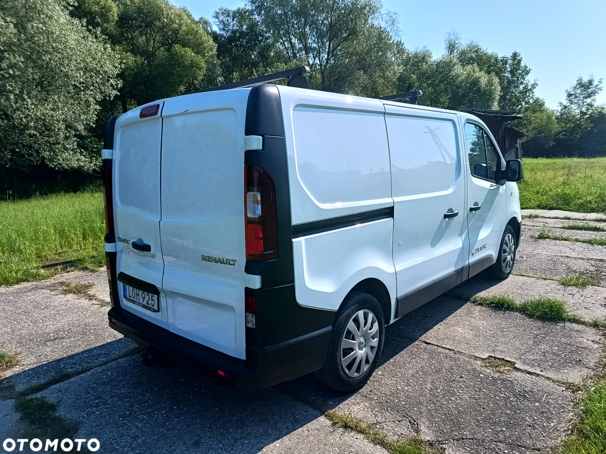 Renault Trafic 1.6 dCi diesel 121kM 2016 rok wersja L1H1 - 12