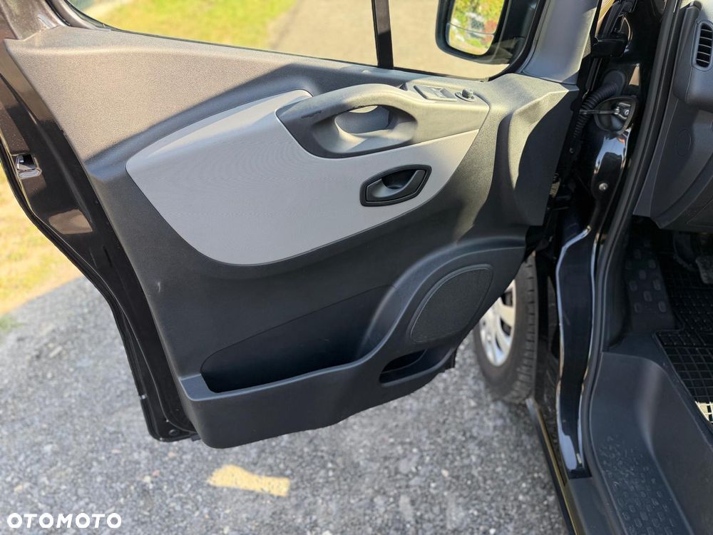 Renault Trafic - 8