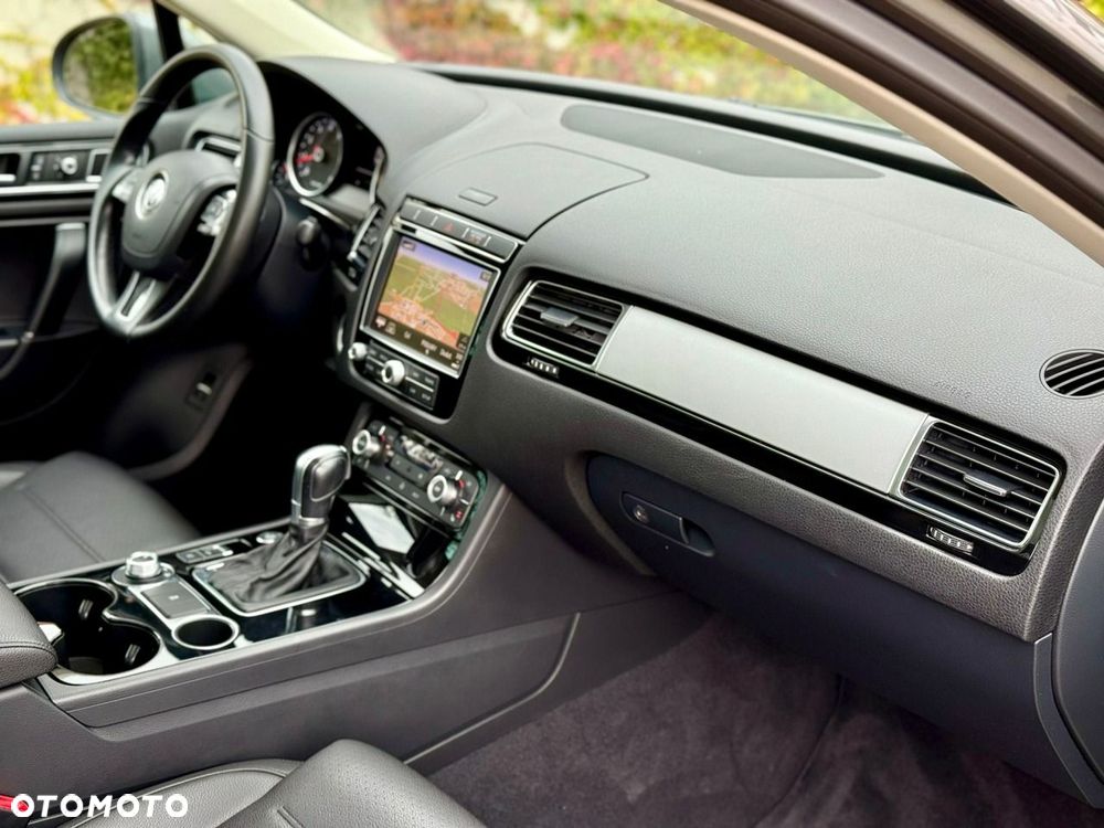 Volkswagen Touareg - 8