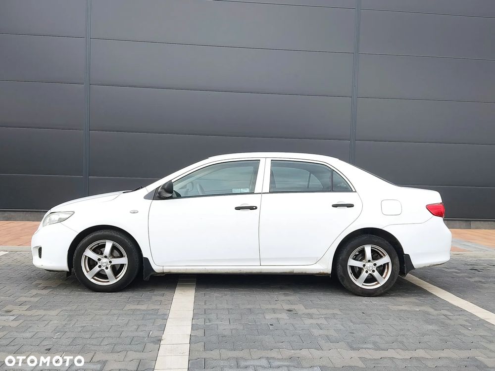 Toyota Corolla 1.6 VVT-i Terra - 4
