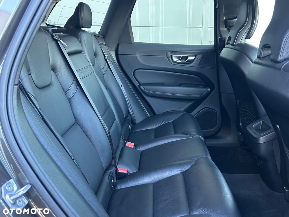 Volvo XC 60 - 19