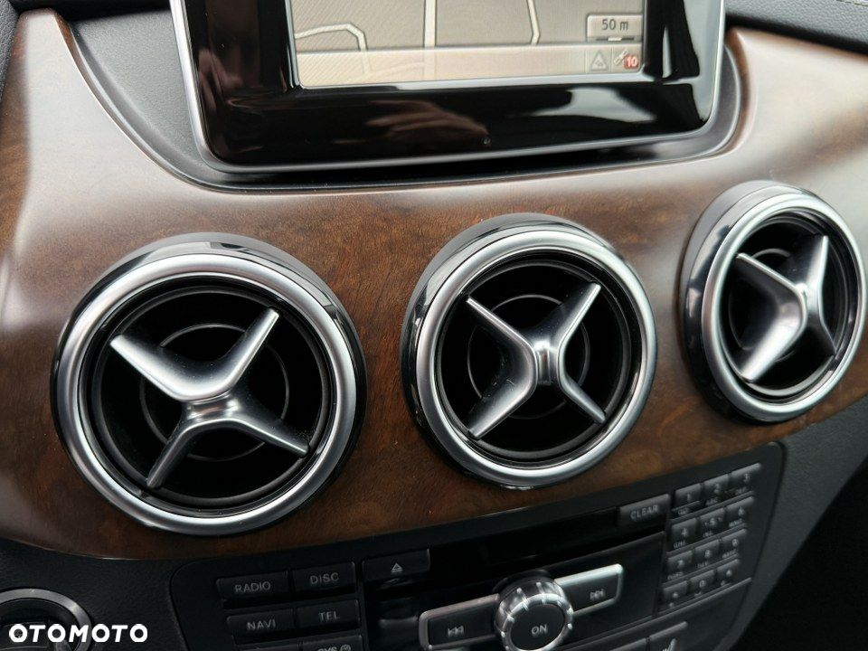 Mercedes-Benz Klasa B 180 (BlueEFFICIENCY) 7G-DCT - 24