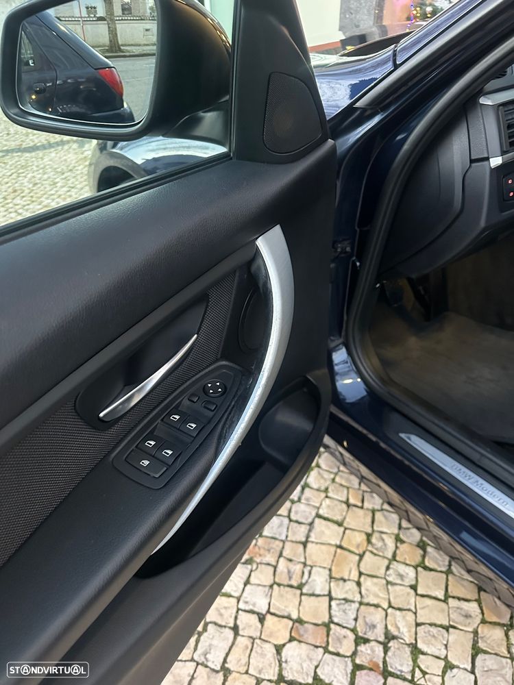 BMW 320 d Line Modern - 14