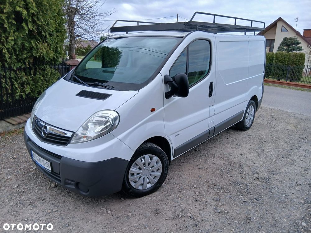 Opel VIVARO - 11