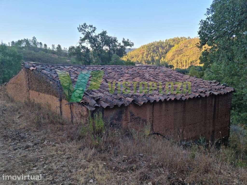 Excelente Terreno Rústico com Ribeira para Venda em Monchique - Grande imagem: 2/29