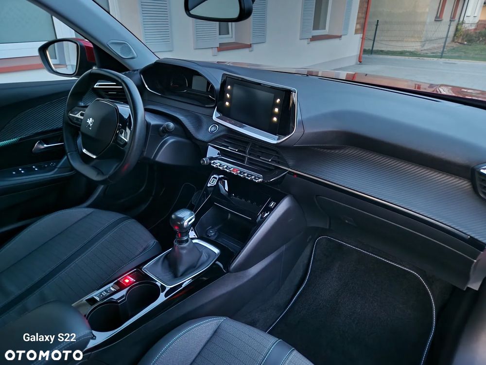 Peugeot 2008 1.5 BlueHDi Allure Pack S&S - 14