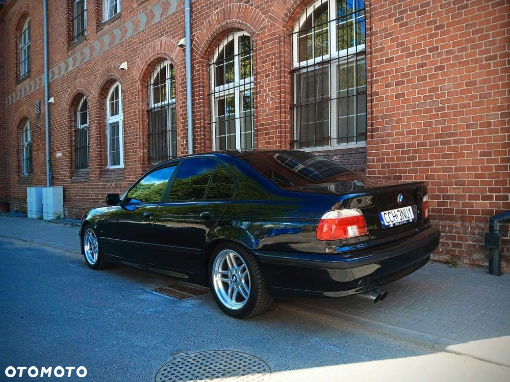 BMW Seria 5 - 11