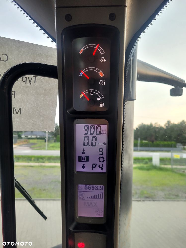 Case IH MAGNUM 250 - 17