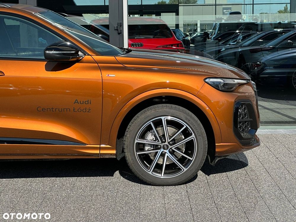 Audi Q5 Sportback - 6
