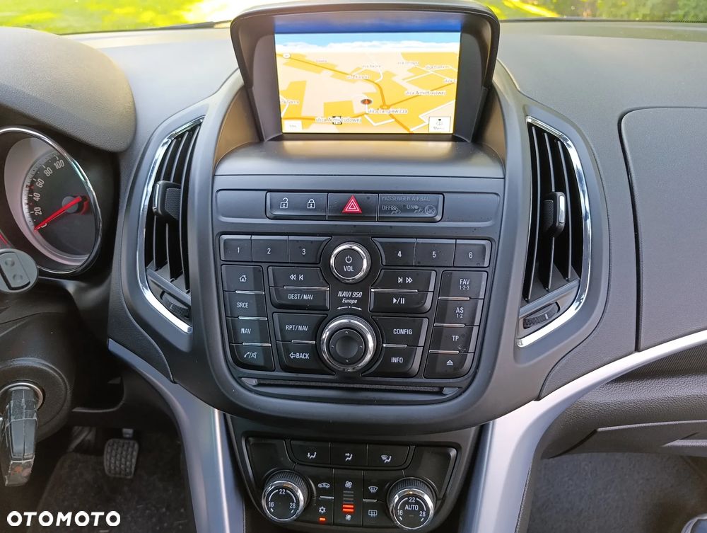 Opel Zafira - 13