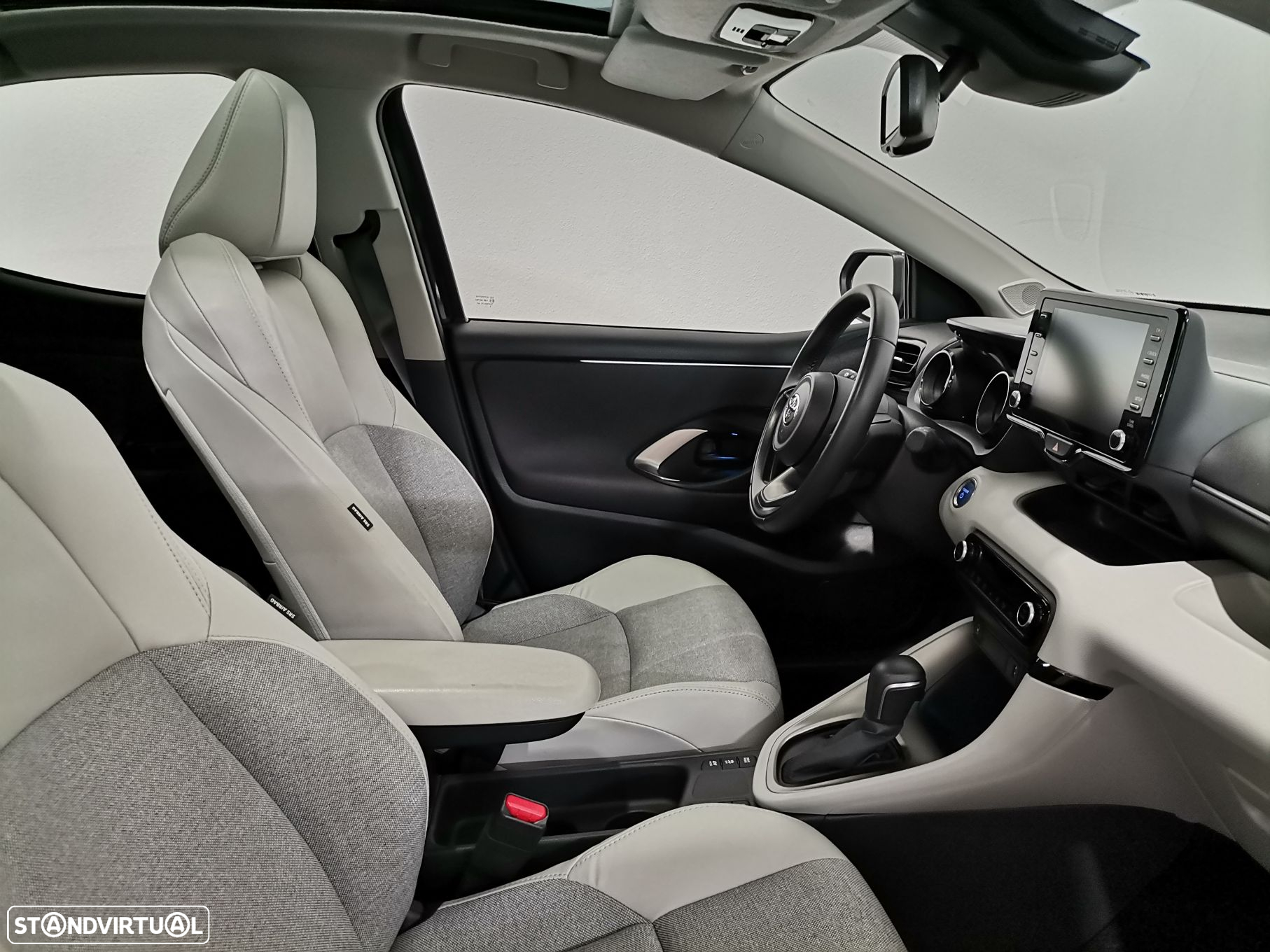 Toyota Yaris - 13