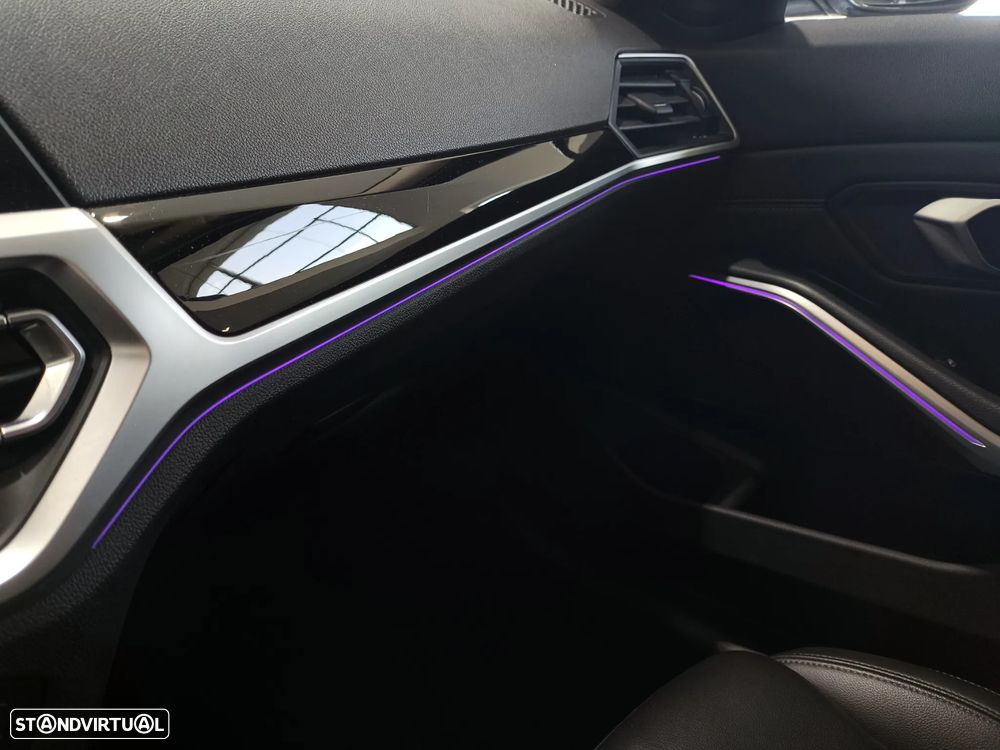 BMW 320 d Line Sport Auto - 30